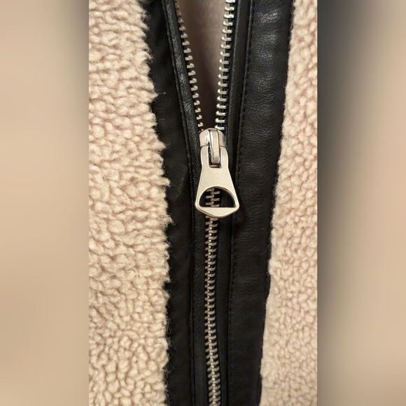 H&M Faux Shearling Jacket - Picture 6 of 7